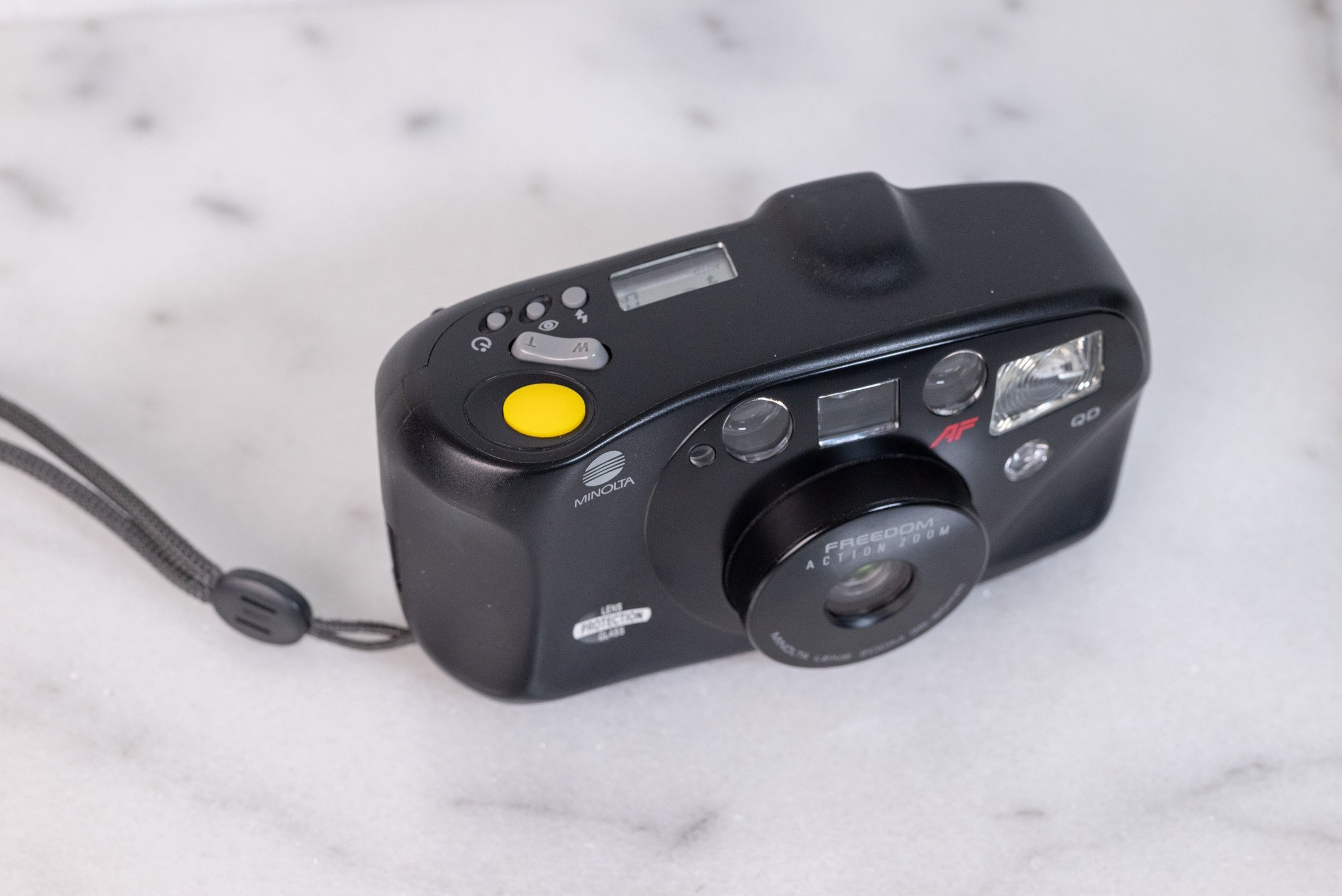 Minolta Freedom Action Zoom 35-60mm Autofocus Point and Shoot 35mm